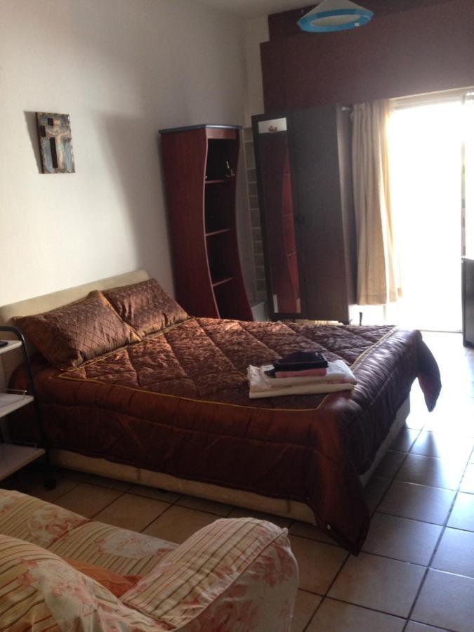 Studio Apartment Larnaca Exterior foto