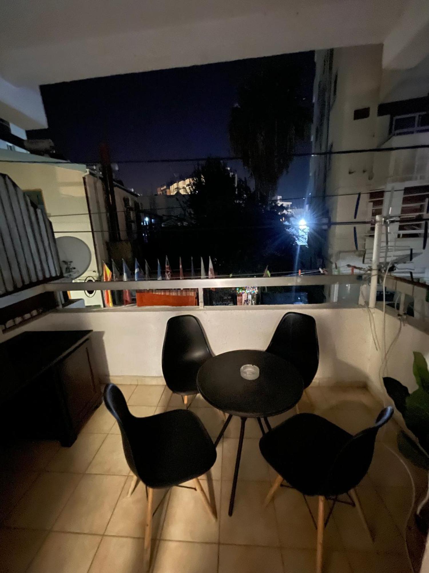 Studio Apartment Larnaca Exterior foto