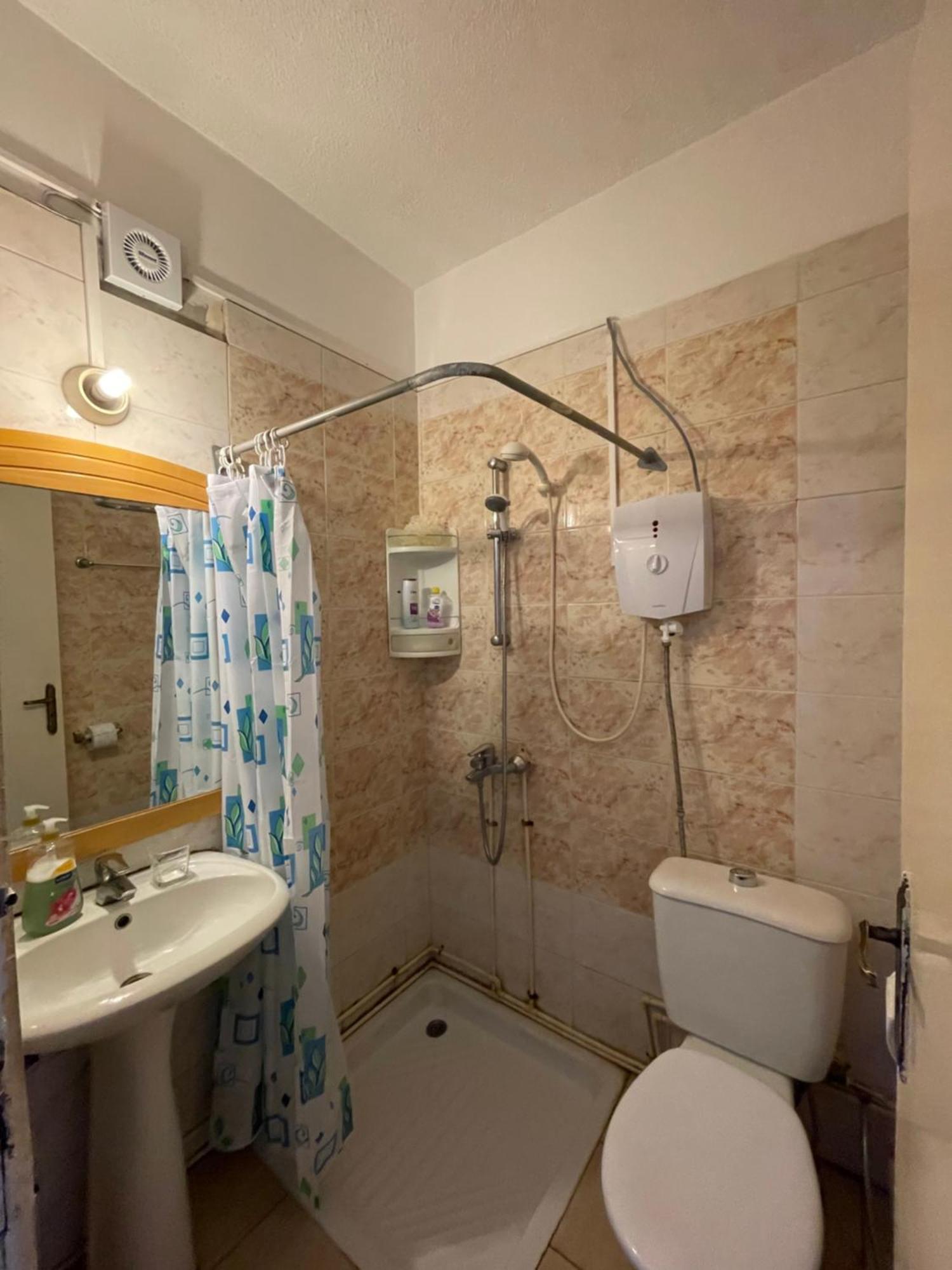 Studio Apartment Larnaca Exterior foto